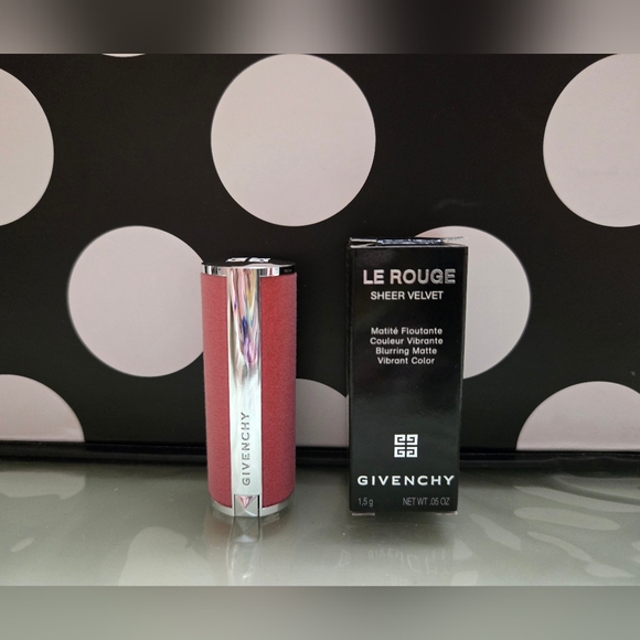 2/$40✨️Givenchy Le Rouge Lipstick✨️ - Picture 2 of 4